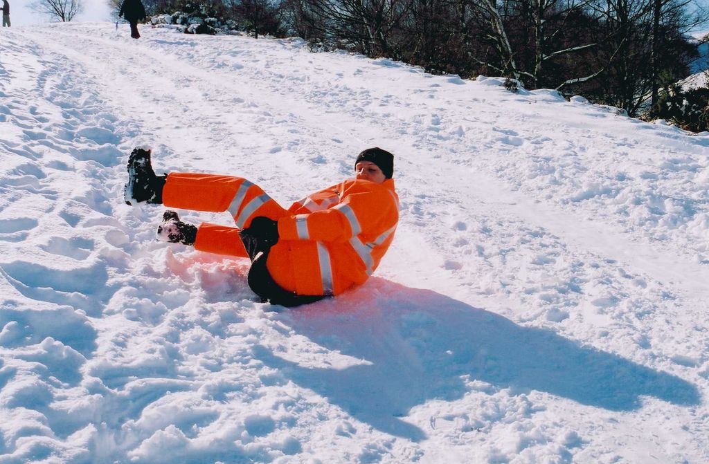 A fat orange arse sliding down the hill ;-) - RL