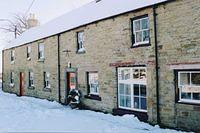 A snowy hostel - RL